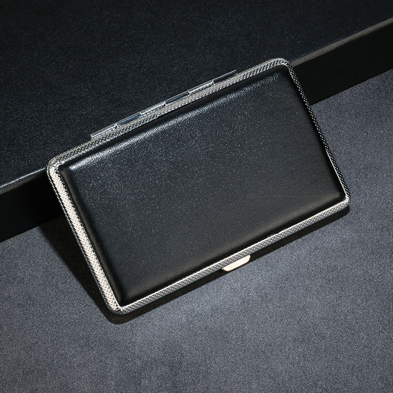 Men Accessories Gadgets - Metalen PU lederen sigarettenkoker Draagbare 20-stokken