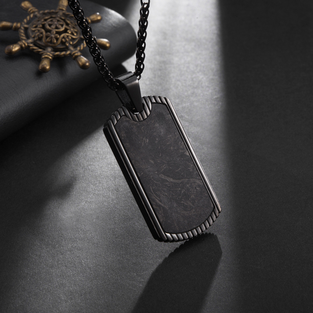 Koolstofvezel hanger roestvrij - Men Accessories List recensie en prijs